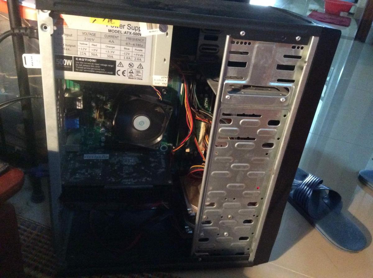 Bán case máy tính giá sinh viên Bán case máy tính cho sinh viên