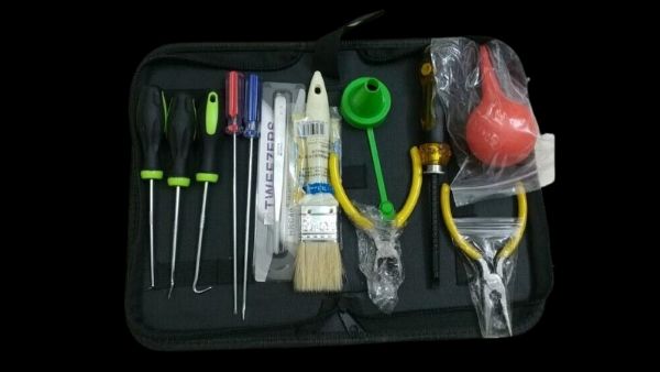 Chuẩn bị dụng cụ thay mực máy in HP